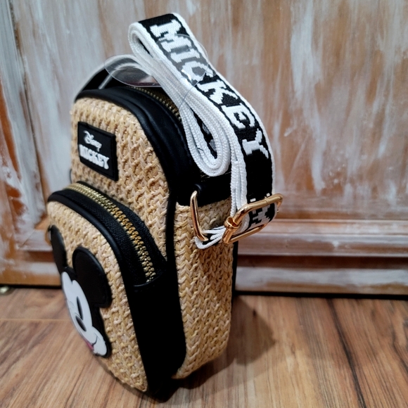NWT Disney Raffia Mickey Mouse Crossbody - Picture 2 of 10